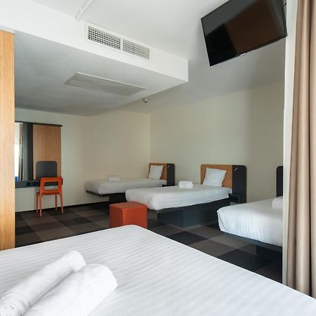 Easyhotel The Hague Scheveningen Beach Exterior photo